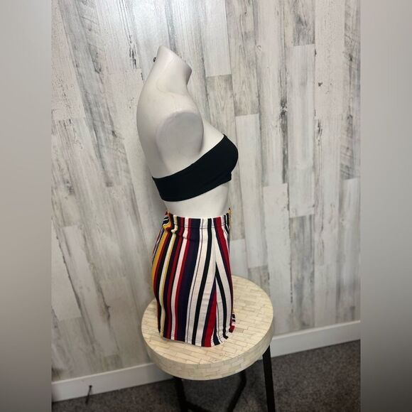 Two piece set - Picture 3 of 5